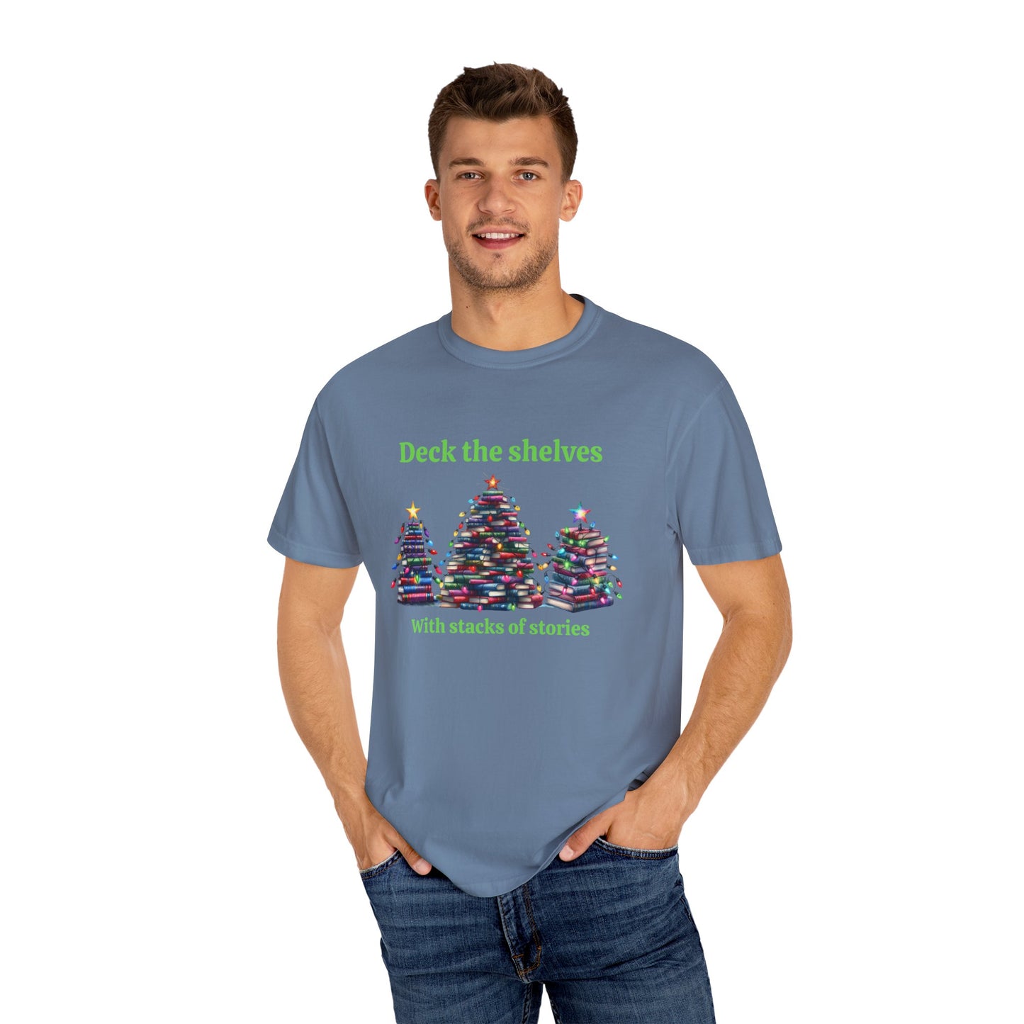 Deck the Shelves Tee – A Literary Tree-mendous Holiday!