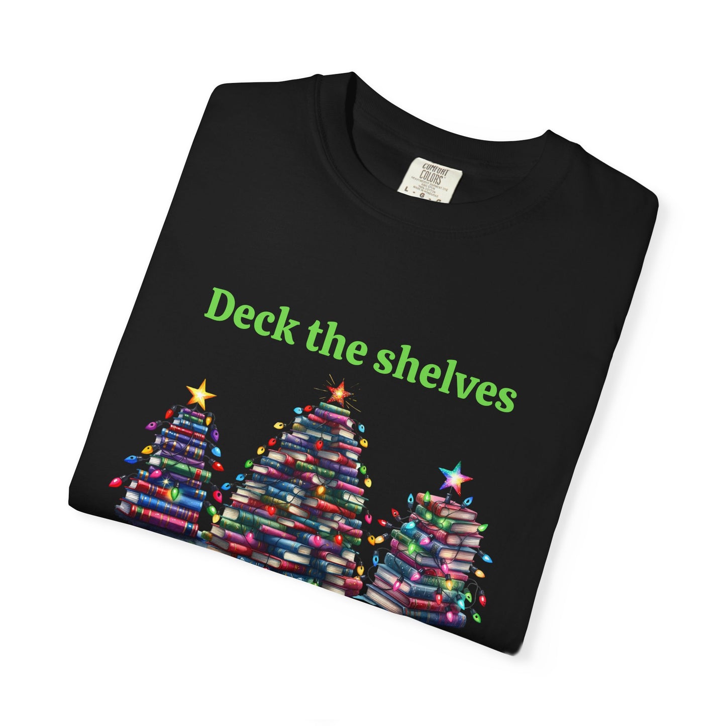Deck the Shelves Tee – A Literary Tree-mendous Holiday!