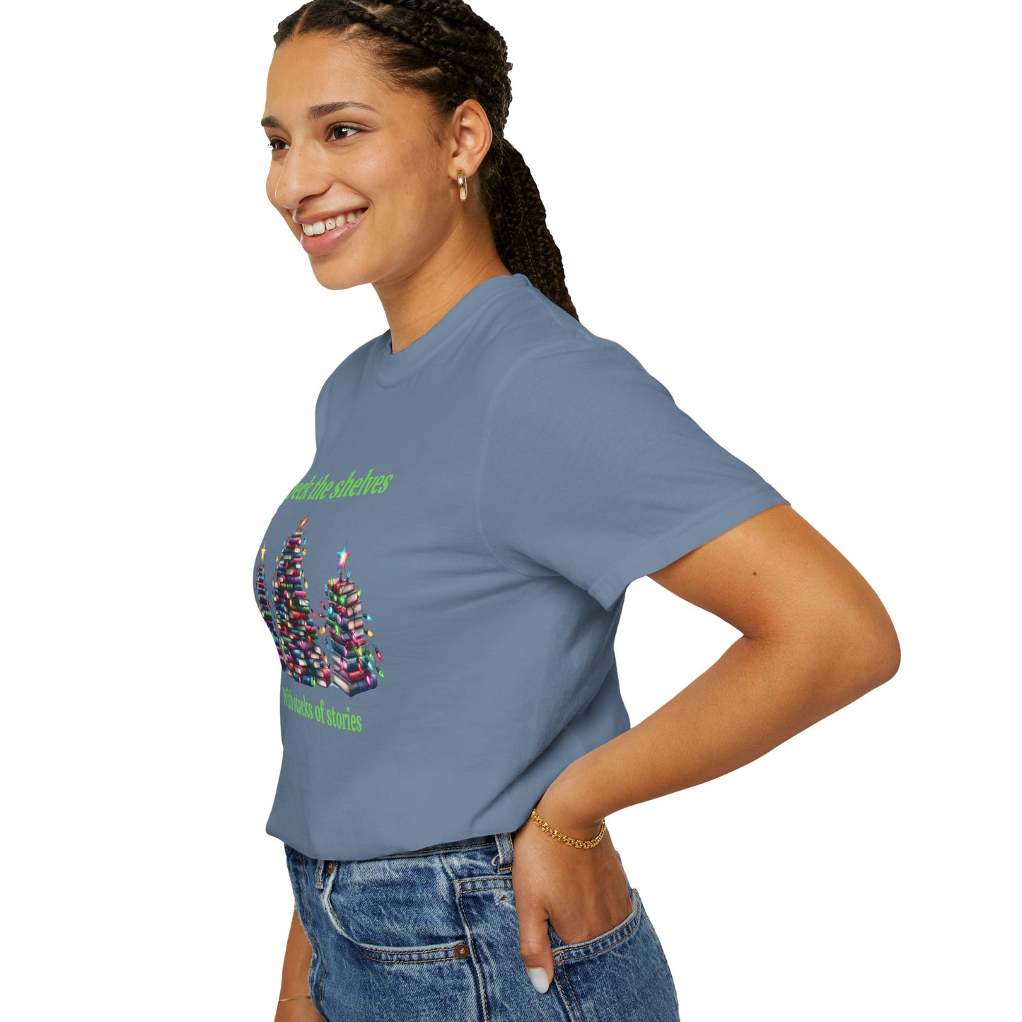 Deck the Shelves Tee – A Literary Tree-mendous Holiday!